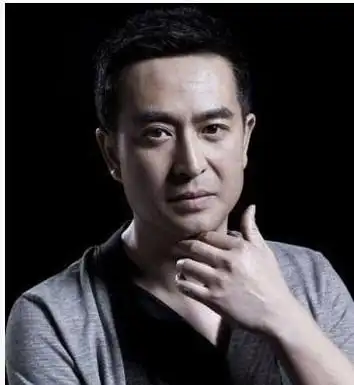 张嘉译寸头短发发型图片,男明星图片,发型图片