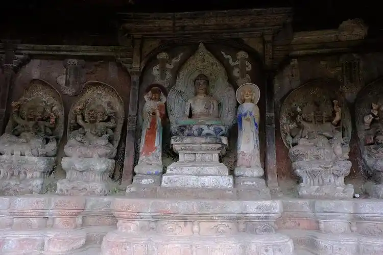 剑川石钟山石窟