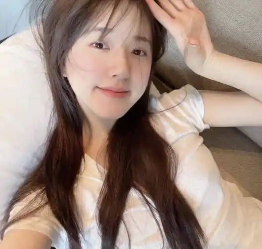 赵露思的"伪素颜妆",瞬间变"磨皮脸",没有同款颜你也能get_step_肌肤