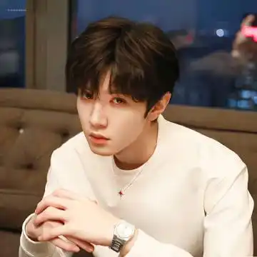 "心动一下"@陈哲远-74 陈哲远┆头像2-2 23:23来自 陈哲远超话-小桃