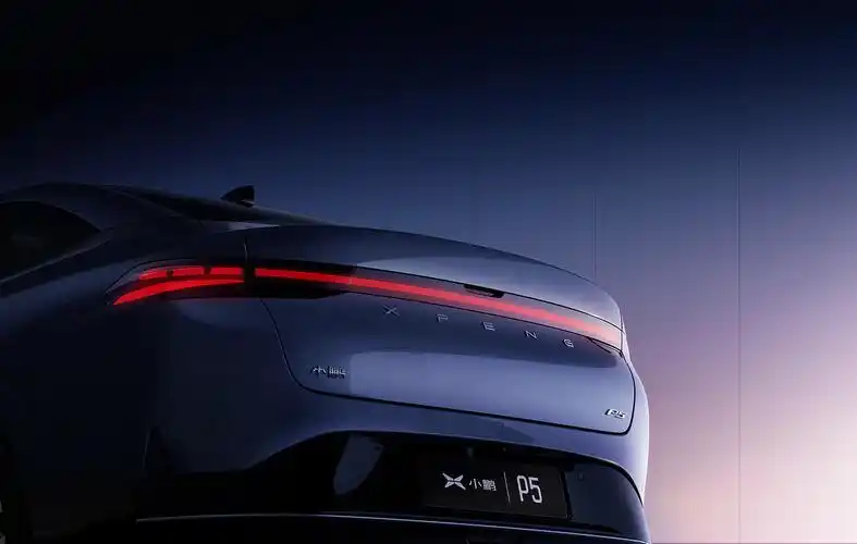 汽车修图小鹏p5上市kvcg修图