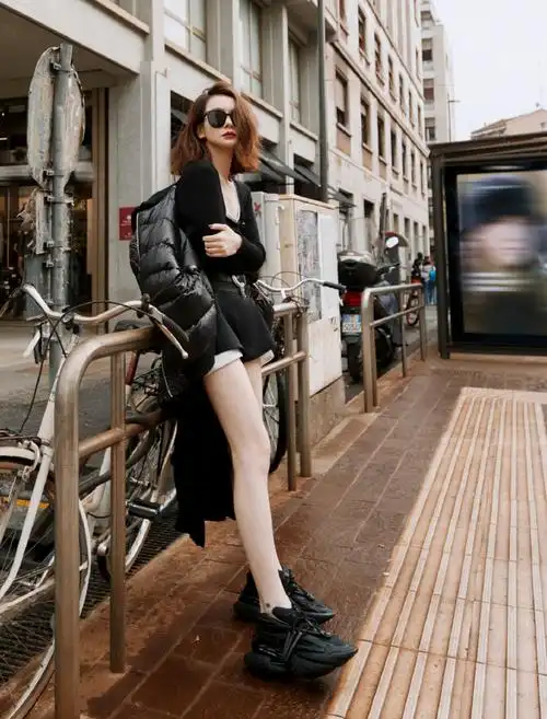 戚薇时尚图鉴##hello时装周##米兰时装周