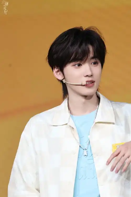 宋亚轩康师傅冰红茶品牌代言人##不分大小 玩个痛快##不管几岁快乐