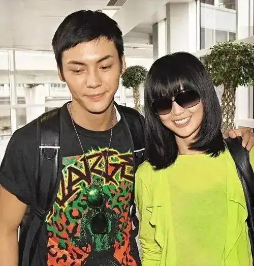 「独家」陈伟霆的女朋友——陈伟霆的女朋友是谁图片-中纳网