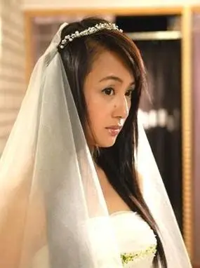 曹颖:从职高毕业到央视名嘴,再到当红演员,经历堪称不可思议