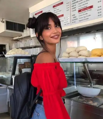 ins时尚博主mishti rahman,巧克力肤色a爆了!