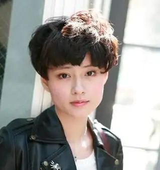 2017韩式烫发中短发女【相关词_ 韩式中短发烫发发型】