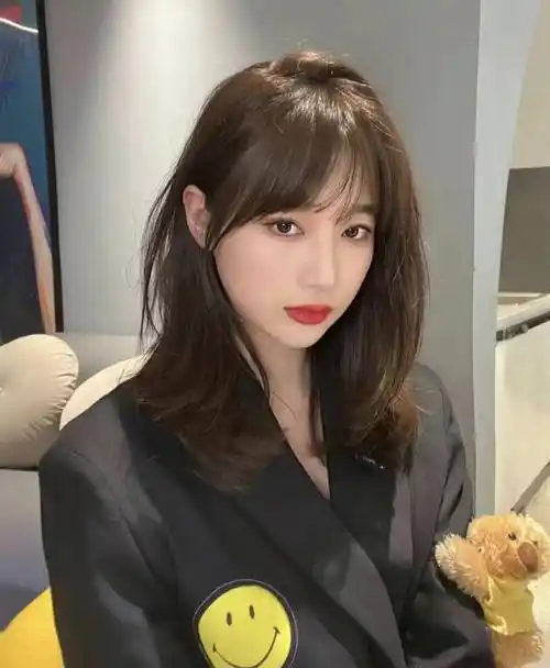 四,五十岁的你不剪一次,都不知道多洋气显年轻_发型_气质_魅力