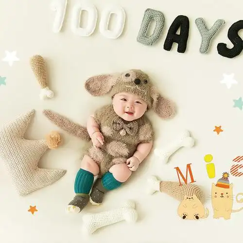 卡通可爱宝宝百日宴邀请函