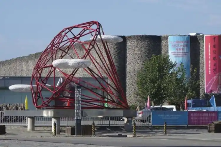 随处可见的美术馆与展厅宋庄艺术工厂区宋庄的故事名头与实际反差太大