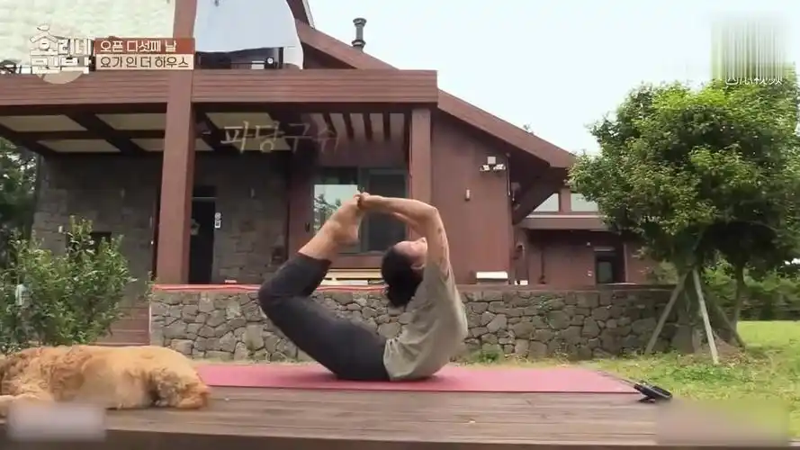 女神李孝利高难度瑜伽动作集锦,真的好厉害