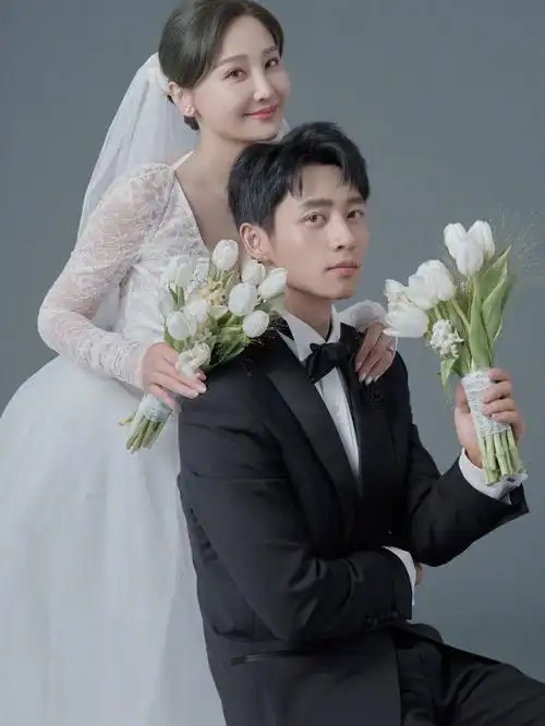 魏晨于玮婚礼请柬