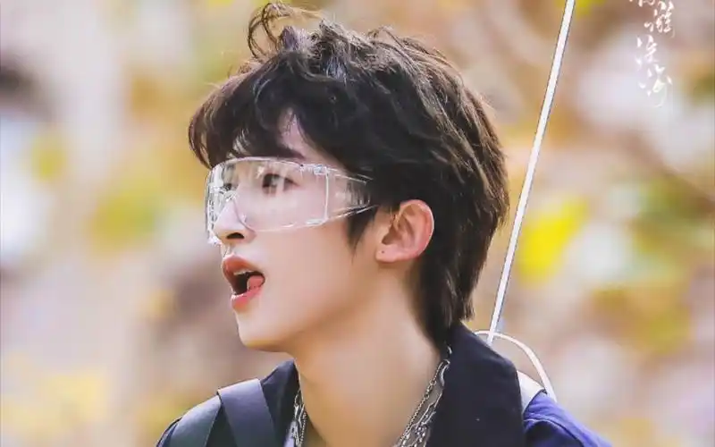 【刘宇】男孩子嘟嘴就是要