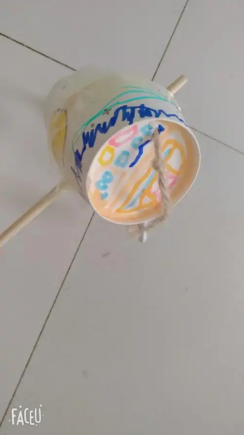 "好玩的拨浪鼓"——红河镇大宅科幼儿园中二班手工活动