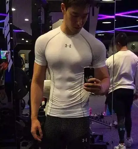 六块腹肌照片 自拍 (第1页)