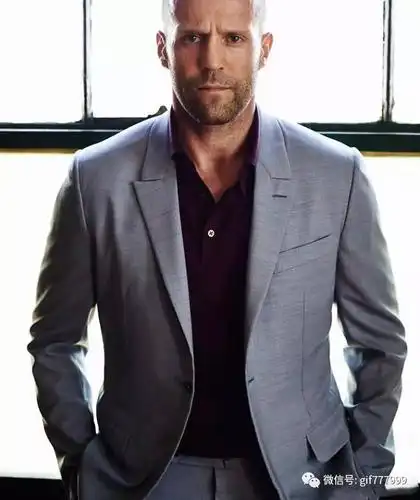 穿正装的杰森斯坦森,这才是世界上最帅的男人!