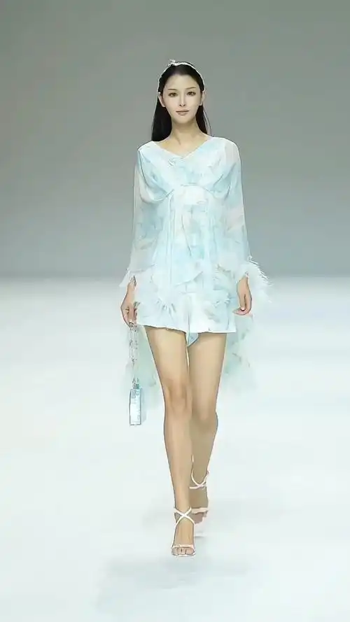 模特 美女 时装走秀