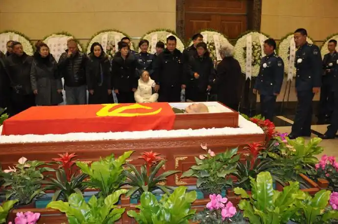 王定烈追悼会八宝山举行红色网友深情送别全程纪实