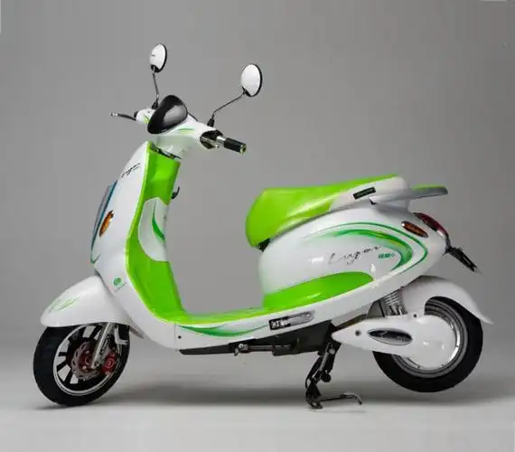 绿源color苹果电动摩托车整车图片
