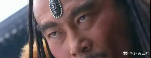 神雕侠侣金轮国师为什么要对郭襄那么好还想收她为徒