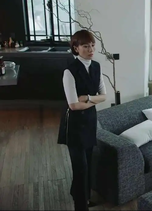 别以为《我的前半生》唐晶穿搭质感靠钱堆出来,掌握这个秘密你也能穿