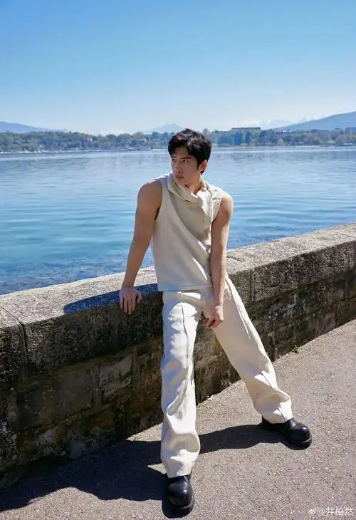 井柏然的"杀猪盘"穿搭也太有心机了,男女都可以借鉴