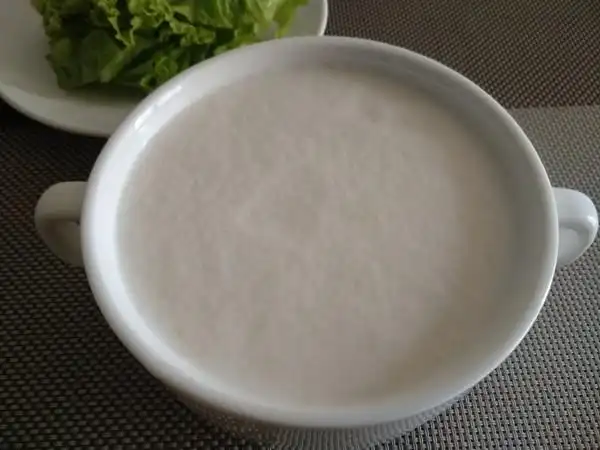 灰大叔的烘焙坊做的雪梨牛奶