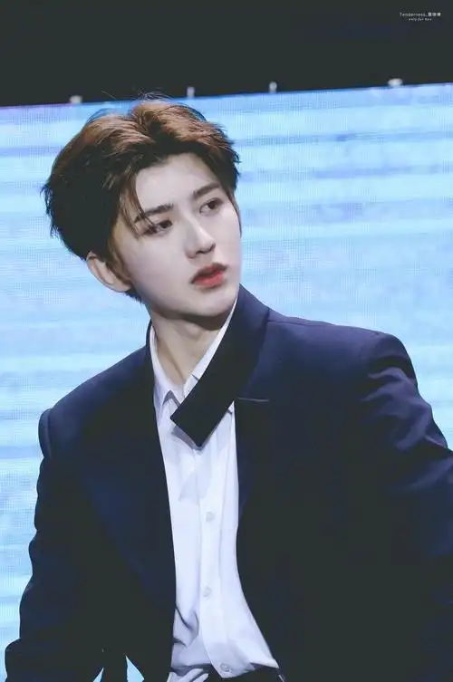 cr:tenderness_蔡徐坤