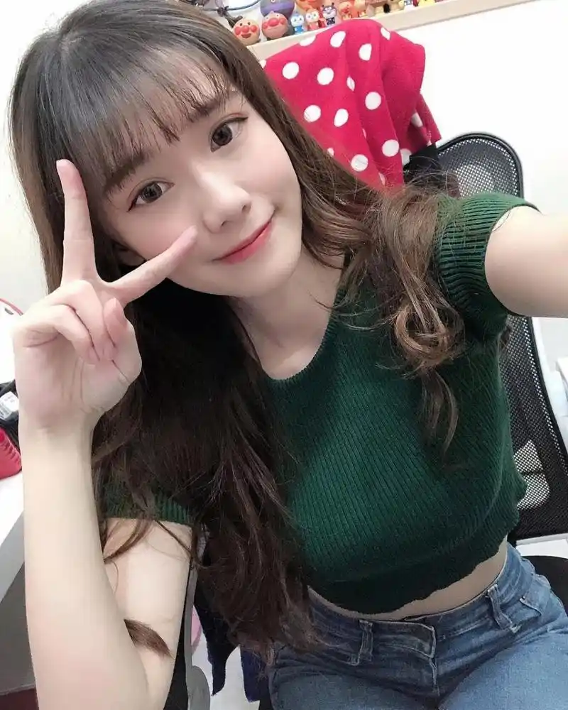 67精选美女图集 |台湾女主播小姐姐#遇见好身材#  评论一下,喜欢第