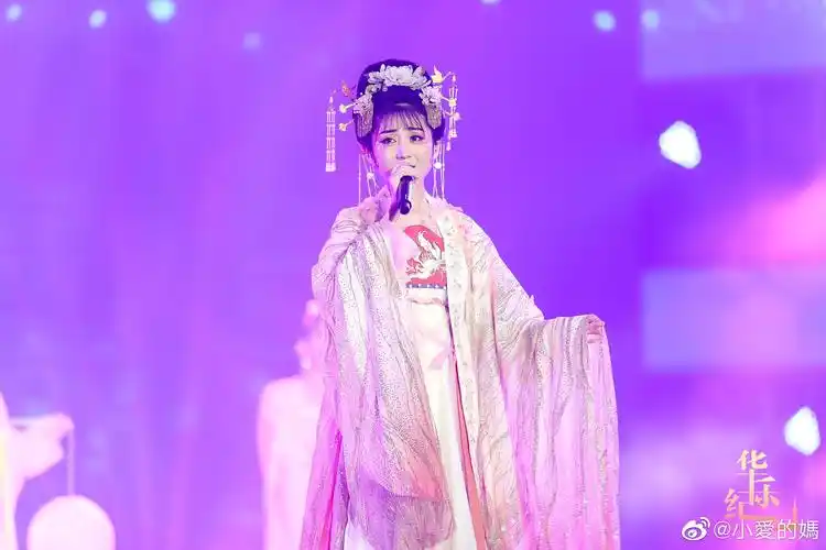 ="iijjxmz">1 /sup>2016年3月19日,发布了自己的个人原创古风音乐专辑