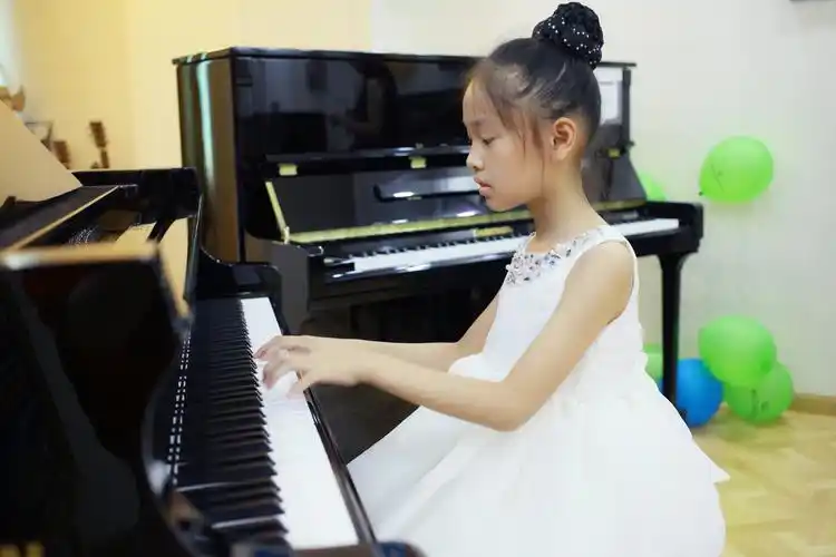 扬州德国贝希斯坦钢琴殿堂音乐会圆满落幕