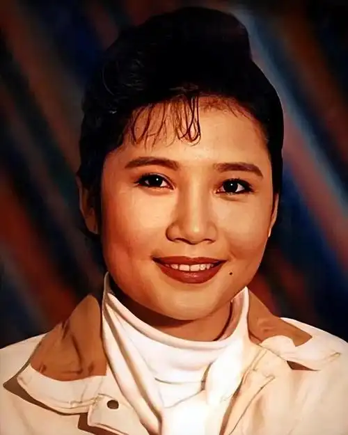 王菲进不了前五徐小凤排第二十大殿堂级女歌手究竟谁是第一