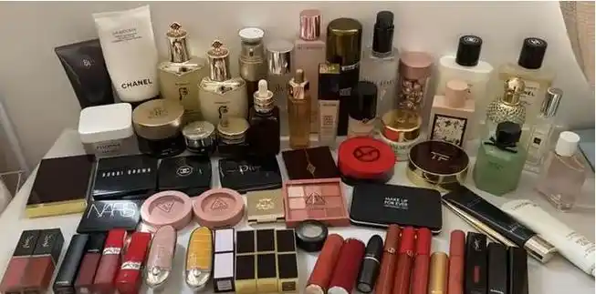 那些大牌化妆品护肤品,经常会在工作人员内部,发一些超大额的优惠券代