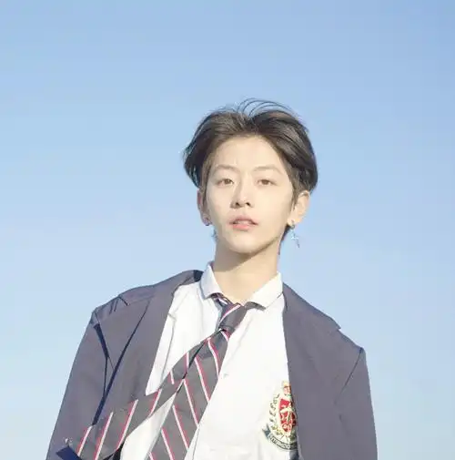 刘梦亮相让网友惊喜,与赵粤相处亲密,又一个"大虞海棠"?