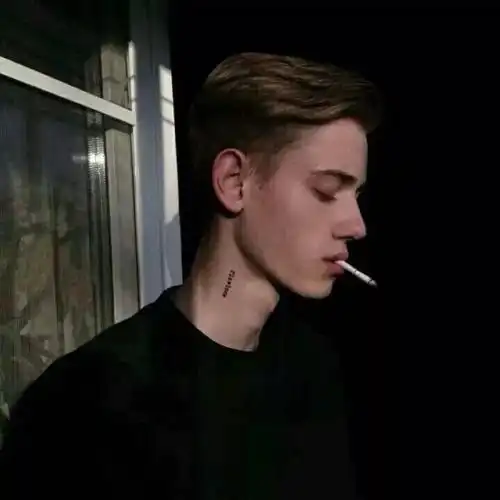 头像| 渣男必备痞帅ins欧美风男生头像 - 知乎