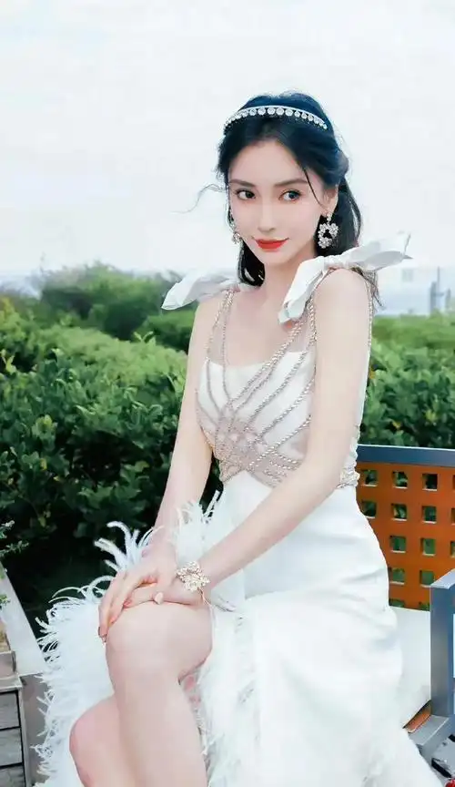 杨颖美图赏析千娇百媚生