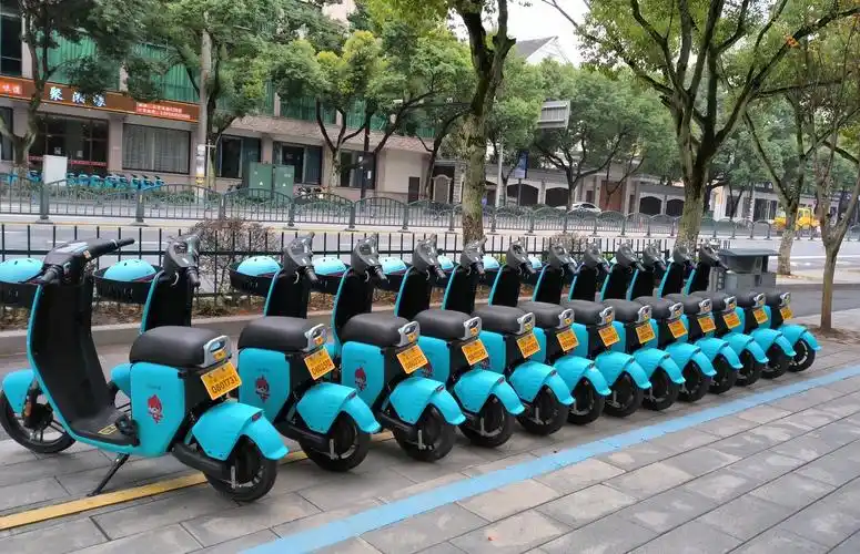 东阳:2000余辆共享电单车补充市民公共出行"最后一公里"