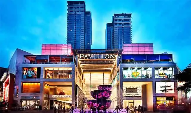 在马来西亚吉隆坡,柏威年商场位于吉隆坡市中心武吉免登商圈(主要的