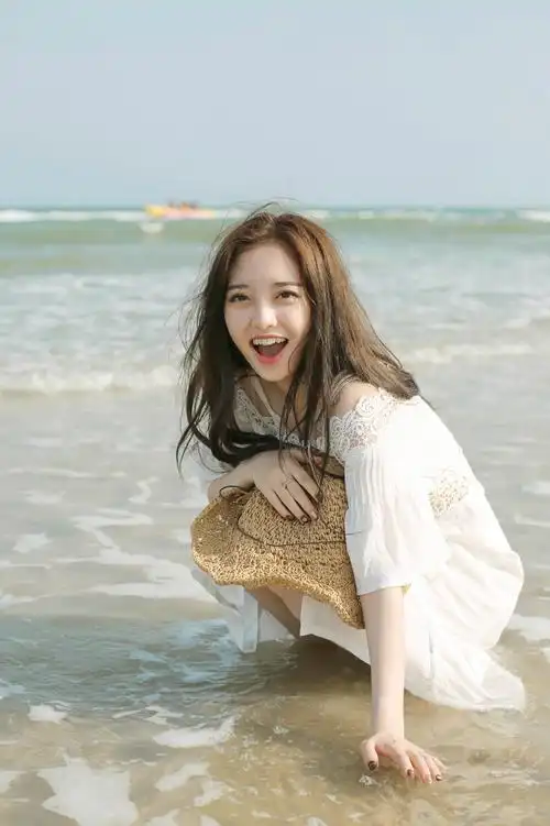 美女这笑容瞬间治愈25p看个爽