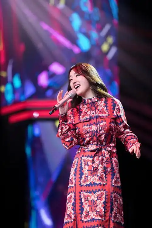 "收视女王"春晚再霸屏 杨钰莹版"学猫叫"甜蜜升级