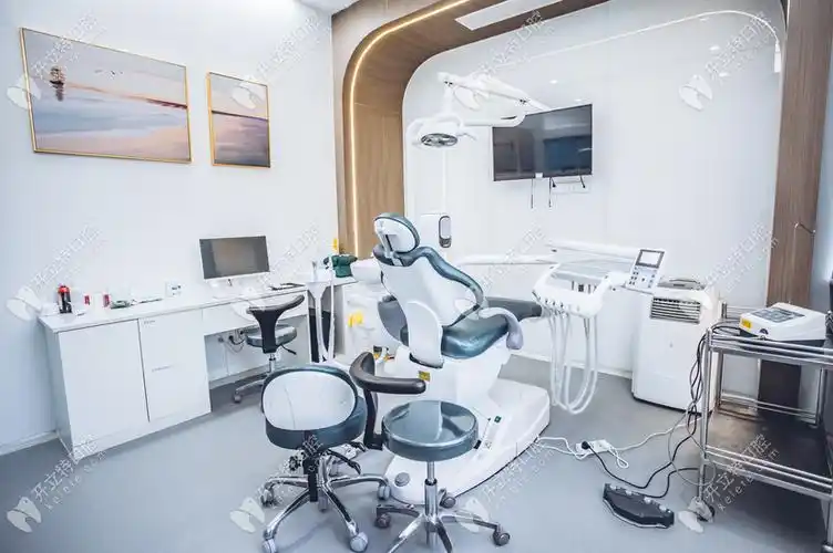 咿呀口腔的种植手术室www.kelete.com