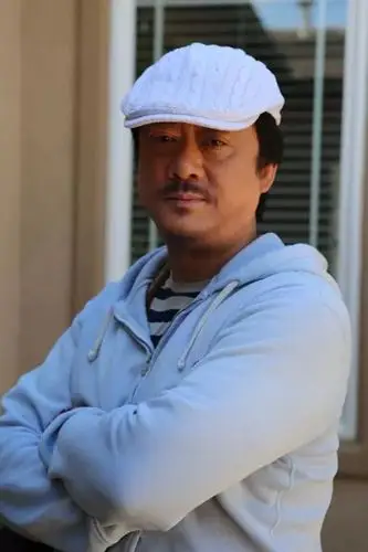 特邀嘉宾:庞好著名导演,制片人,代表作《追赶太阳的人们》编剧,《死不