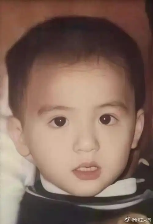 曾舜晞高中时期旧照##曾舜晞高中旧照好青涩