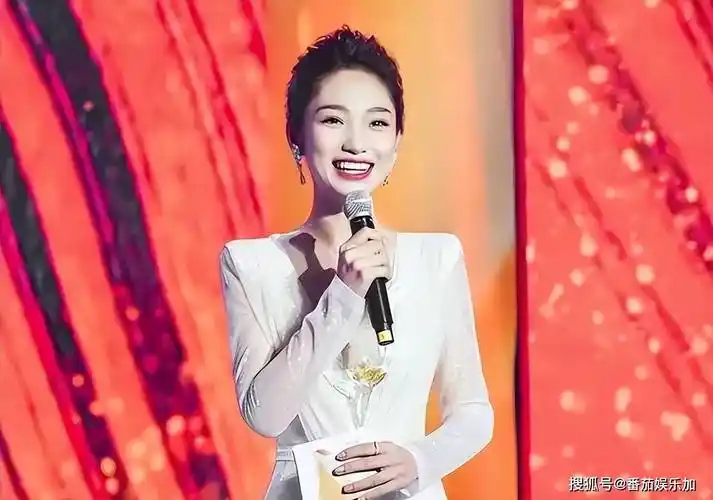 邀请了100多位艺人,包括成龙,刘德华,古巨基,梁汉文,杨千嬅,陈慧珊