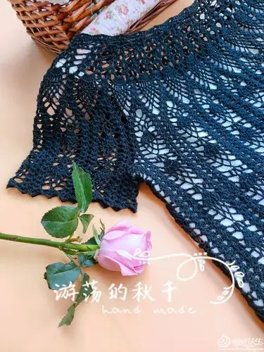 夜萝莉从上往下钩女士钩针菠萝花样套头衫