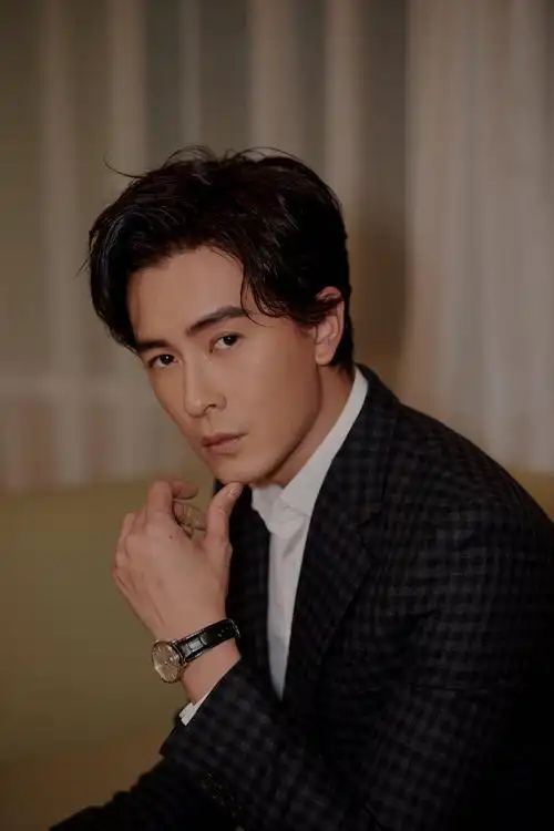 郑元畅助力美丽童行公益盛典 《乔安你好》职场战愈演愈烈