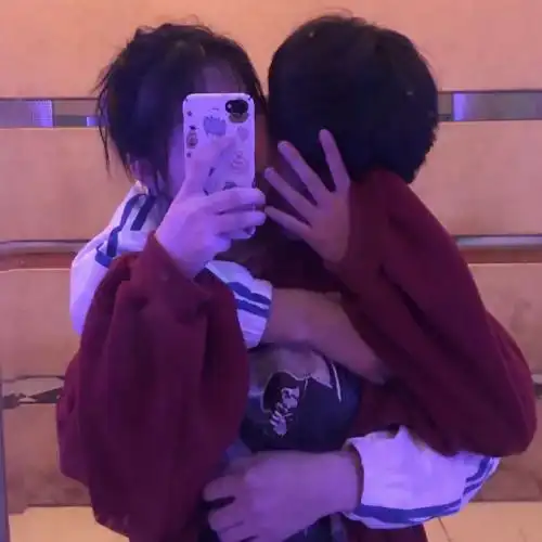 愿意倾尽所有去爱的人情侣头像潮流双人真人