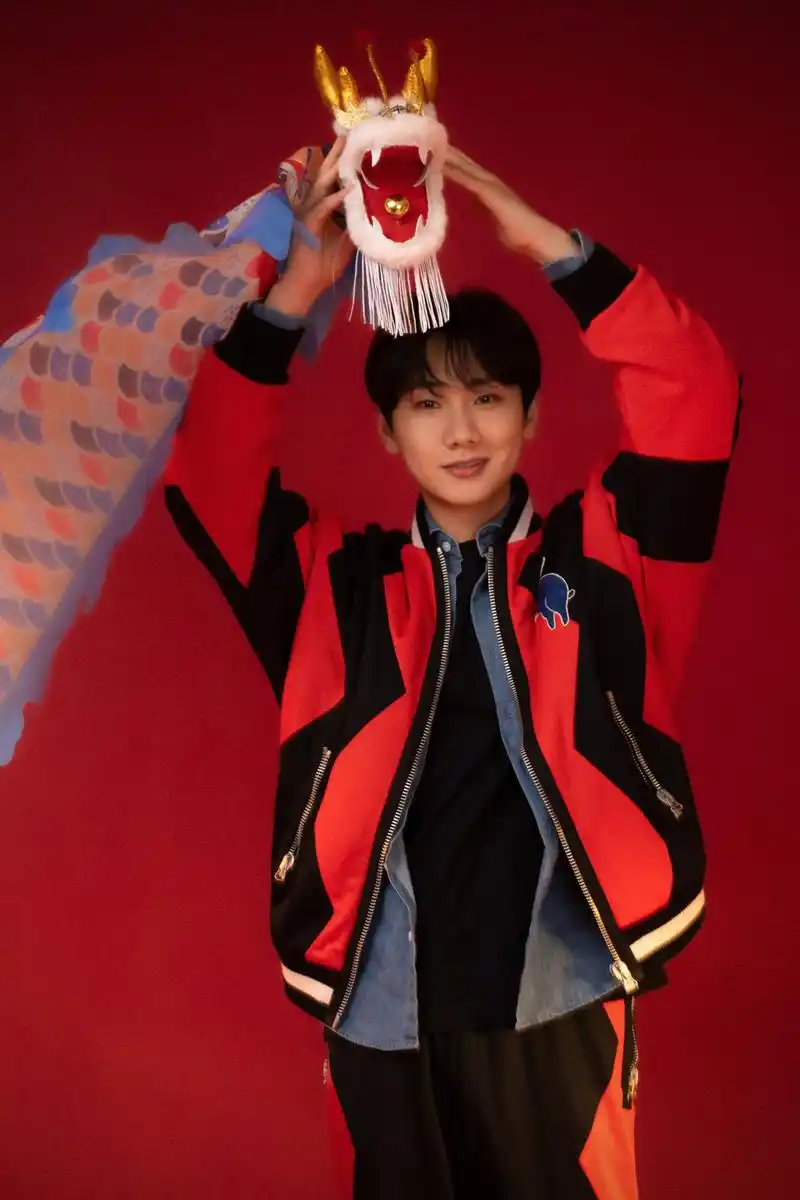 汪苏泷 央视元宵晚会造型好帅