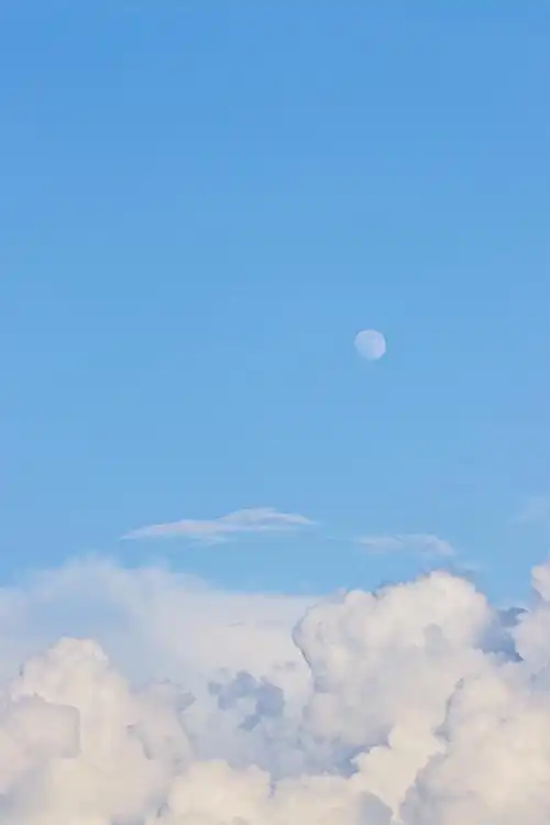 自己拍的云朵壁纸