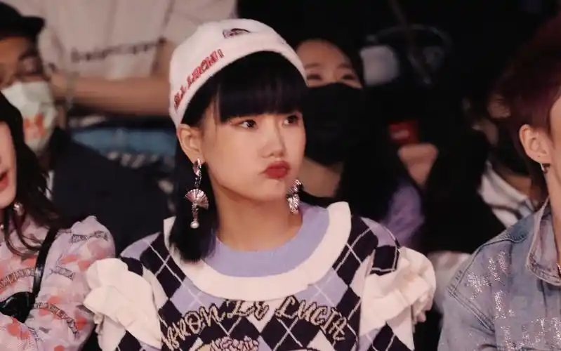 【黄龄】【20211009 上海时装周】bronze lucia看秀